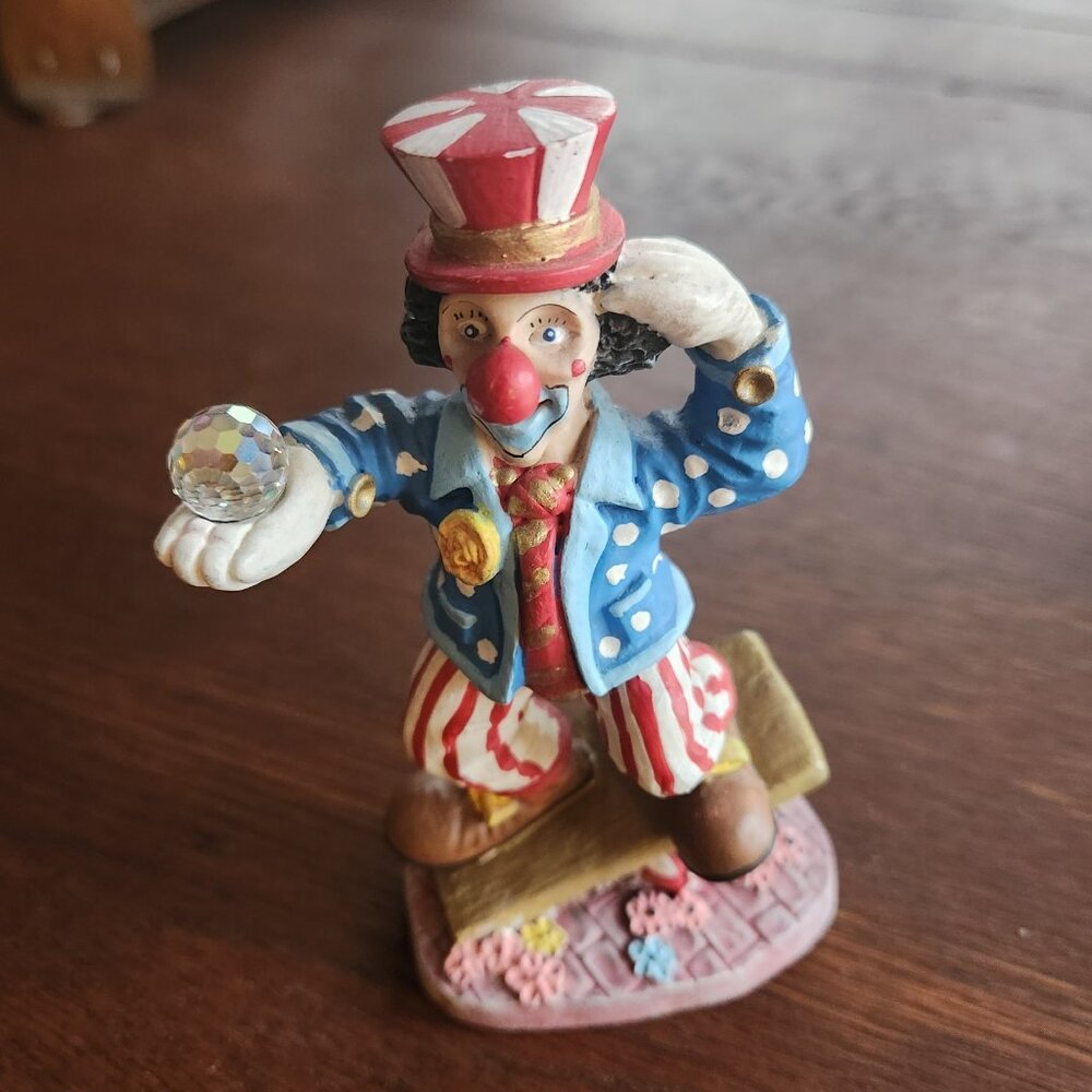 Spoontiques Balancing Circus Clown Swarovski Crystal Ball Vintage Top Hat Paint - Picture 9 of 10